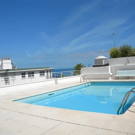 App Le Rocazur Avec Piscine Et Parking En Bord De A 500m Du Centre Διαμέρισμα Μεντόν