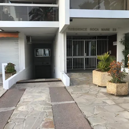 App Le Rocazur Avec Piscine Et Parking En Bord De A 500m Du Centre