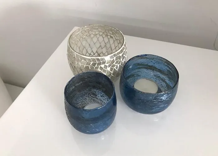 App Le Rocazur Avec Piscine Et Parking En Bord De à 500m Du Centre Appartement Menton