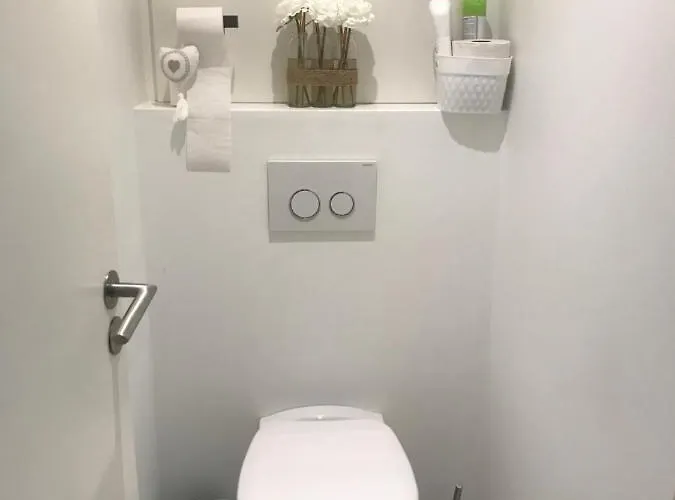 Apartament App Le Rocazur Avec Piscine Et Parking En Bord De A 500m Du Centre Mentona